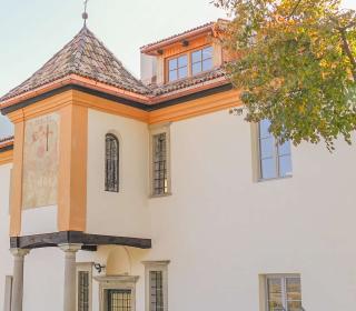 Schule in historischen Gemäuern 