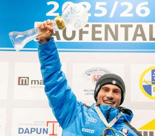 Vinschger Rodler auf dem Thron