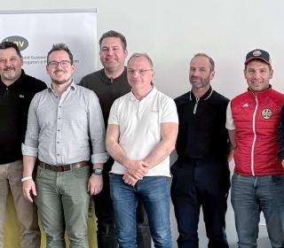 Zusammenarbeit und Weiterentwicklung