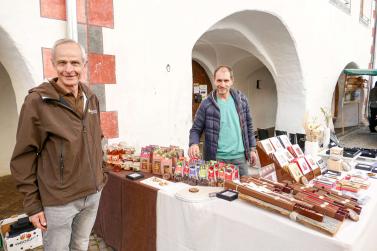 Bunter Herbstmarkt im Städtchen Glurns (8. Oktober 2022); Fotos: Sepp