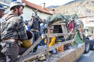 Faschingsumzug in Latsch, 01.03.25; Fotos: Michael