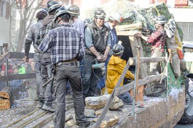 Faschingsumzug in Latsch, 01.03.25; Fotos: Michael