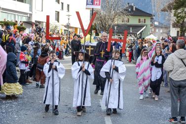 Faschingsumzug in Latsch, 01.03.25; Fotos: Michael
