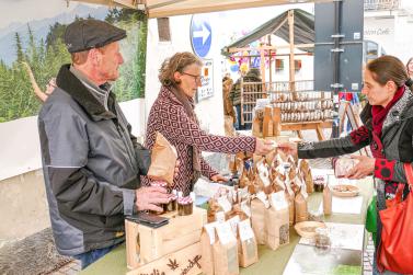 Georgimorkt in Mals (22. April 2023); Fotos: Sepp