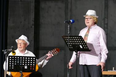 „Golderner Fosnocht“ (Faschingsrevue des Männerchors Vierklang in Goldrain); Fotos: Sepp