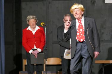 „Golderner Fosnocht“ (Faschingsrevue des Männerchors Vierklang in Goldrain); Fotos: Sepp