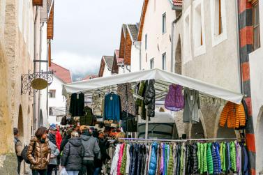 Halbnasser „Sealamorkt“ 2023 in Glurns; Fotos: Sepp 