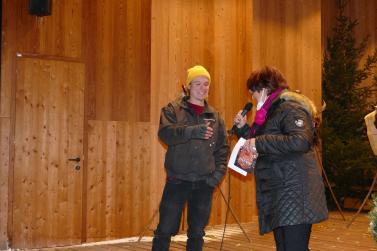 In Taufers im Münstertal wurde am ersten Adventssonntag die Aktion „Advent in Dorf an dr Grenz“ eröffnet; Fotos: Sepp