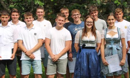 Diplomfeier der Fachschulen Fürstenburg und Kortsch