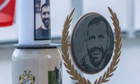 Eishockey im Zeichen des Gedenkens