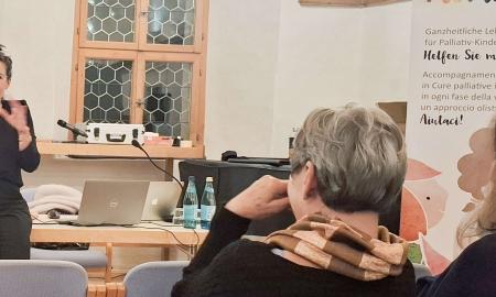 Men(n)o. Mach mal Pause.