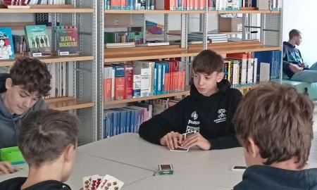 OSZ Schlanders als „handyfreie Schule“