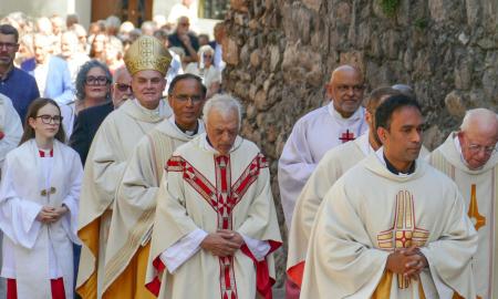 „Priester und Gläubige gemeinsam“