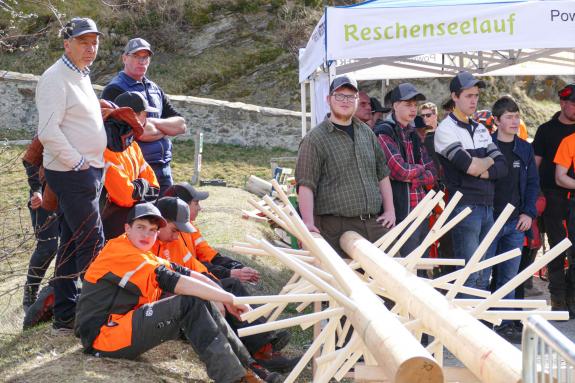 2. Tag der Waldolympiade in Burgeis (Fürstenburg); Fotos: Sepp  