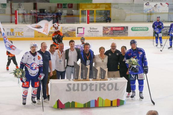 Eishockey Vinschgau Cup in Latsch, 22. - 24.08, Fotos AM