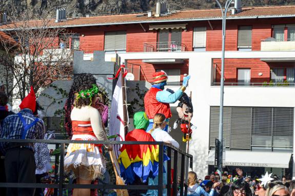 Faschingsumzug in Latsch, 01.03.25; Fotos: Michael