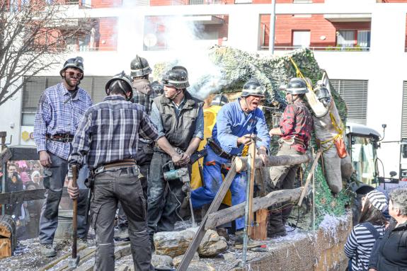 Faschingsumzug in Latsch, 01.03.25; Fotos: Michael