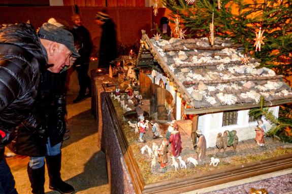 Licht, Düfte und Klänge beim Glurnser Advent 2019; Fotos: Sepp