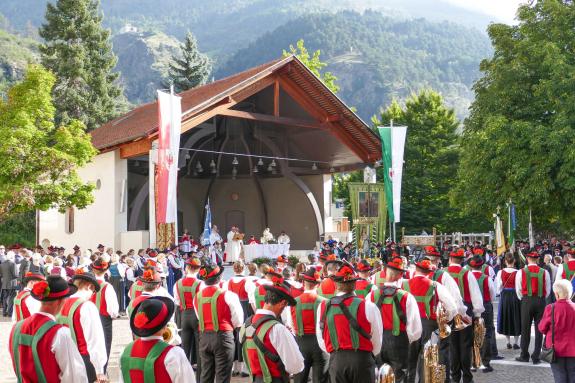 Maria-Namen-Prozession in Schlanders (14.09.2025); Fotos: Sepp