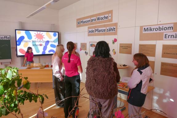 Offene Tür Fachschule für Hauswirtschaft und Ernährung Kortsch, 13.12.25, Fotos: AM