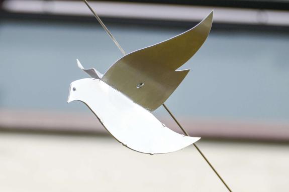 Projekt „Friedenstaube“ an der Landesberufsschule Schlanders am 31.03.2022; Fotos: Sepp