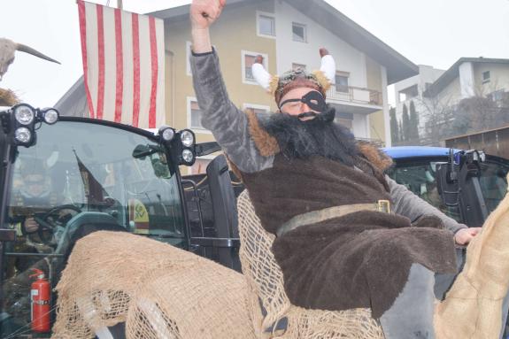 „Schlonderser Foschings-Umzug“ 2026; Fotos: Ingeborg Rainalter Rechenmacher 