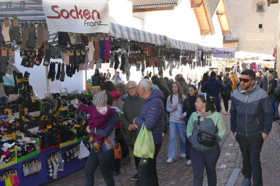 Sealamorkt in Glurns (3.11.25). Fotos: AM