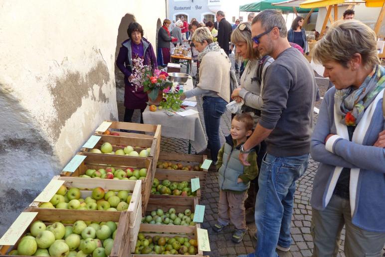 Bunter Herbstmarkt in den Glurnser Lauben; 13. Oktober 2018; Fotos: Sepp  