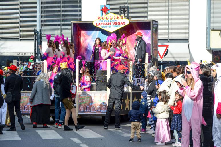 Faschingsumzug in Latsch, 01.03.25; Fotos: Michael