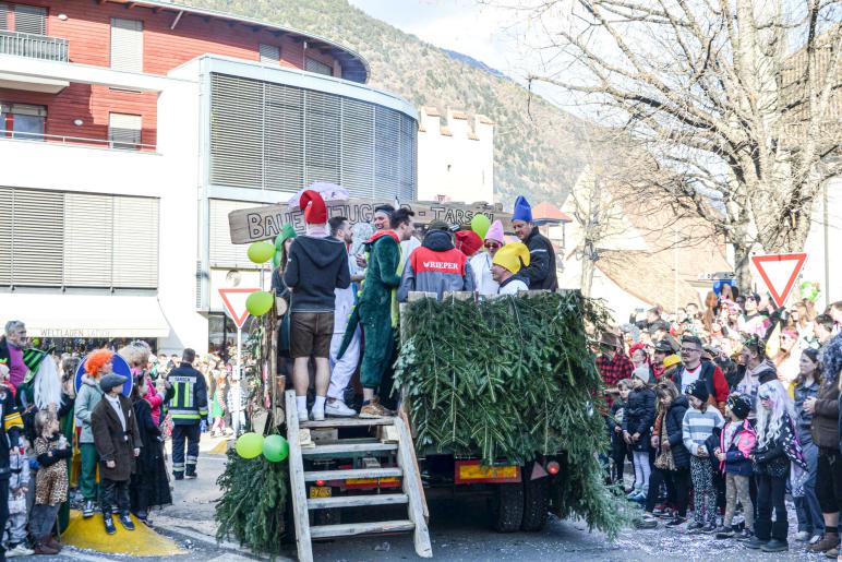 Faschingsumzug in Latsch, 01.03.25; Fotos: Michael