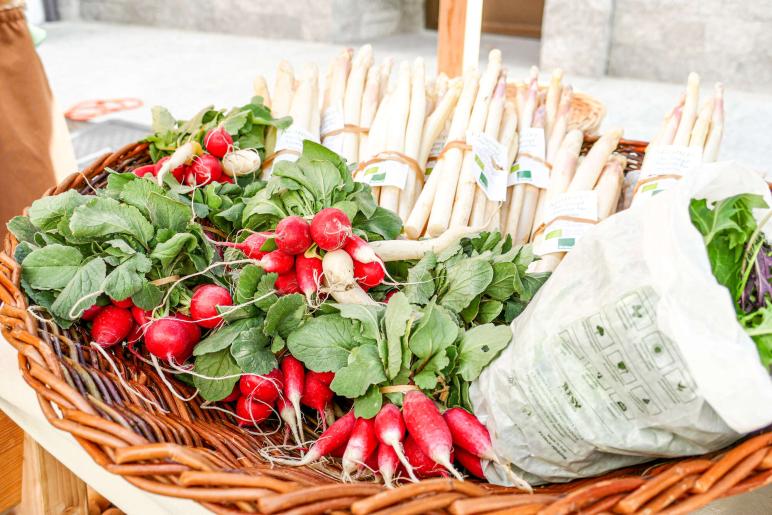 Georgimorkt in Mals (22. April 2023); Fotos: Sepp