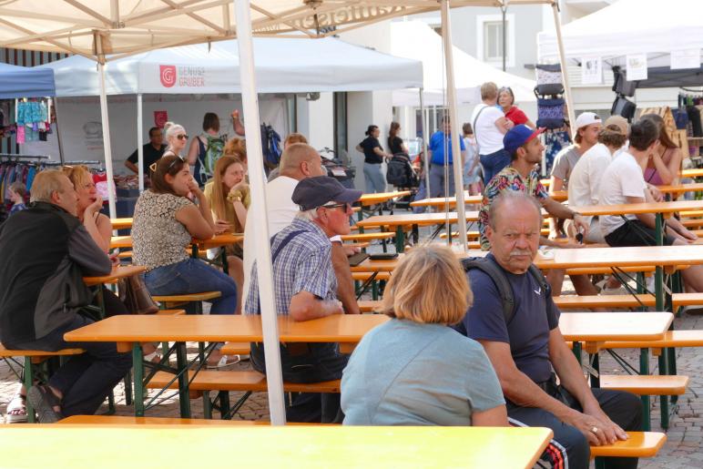 „Platzl Feschtl“ zum Auftakt des Prader Marktquintetts; Fotos: Sepp