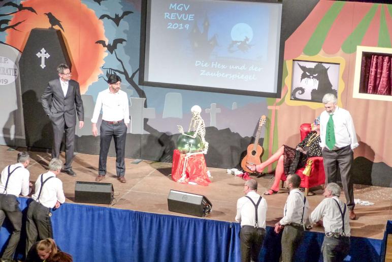 Revue 2019 des MGV Schlanders. Fotos: Sepp