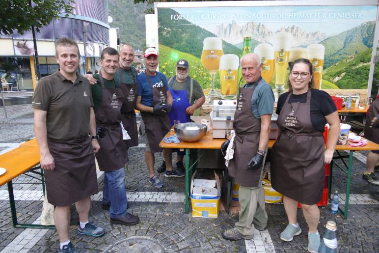 Sommernacht in Latsch, 14.08., Sunnseit Brass. Fotos: Michael 