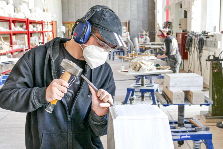 Tag der offenen Tür an der Landesberufsschule Schlanders und an der Berufsfachschule für Steinbearbeitung Laas am 29.01.2022; Foto: Sepp