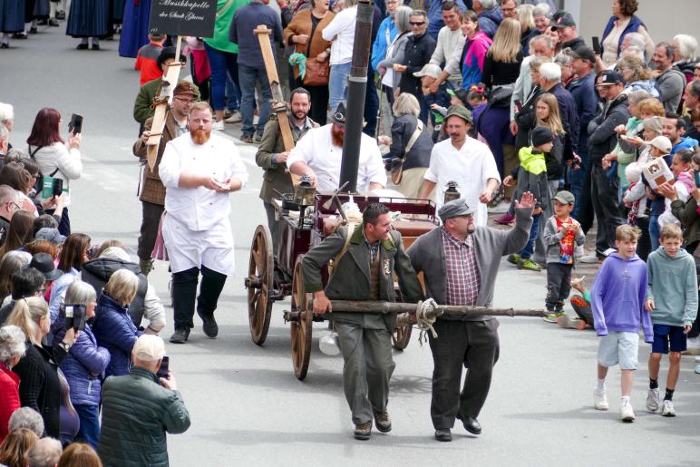 Umzug „200 Jahre Stilfserjochstraße“ in Prad; Fotos: Sepp 
