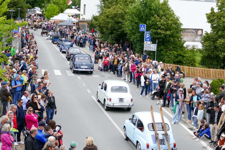 Umzug „200 Jahre Stilfserjochstraße“ in Prad; Fotos: Sepp 