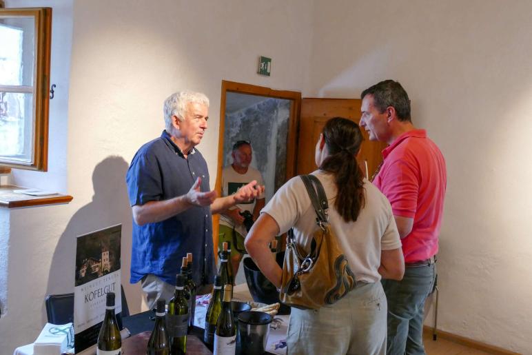 Vinschgauer Weinpräsentation auf Schloss Kastelbell, 6. Juli; Fotos: Michael 